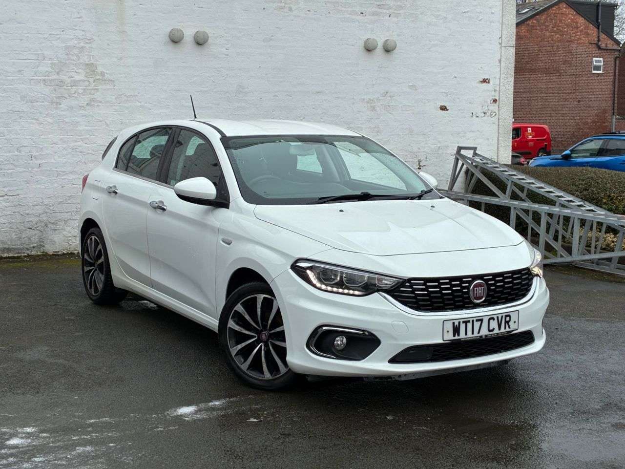A 2017 FIAT TIPO 1.4 MPI Lounge Hatchback 5dr Petrol Manual Euro 6 (95 ps) SATALITE NAVIGATI A 2017 FIAT TIPO 1.4 MPI Lounge Hatchback 5dr Petrol Manual Euro 6 (95 ps) SATALITE NAVIGATI