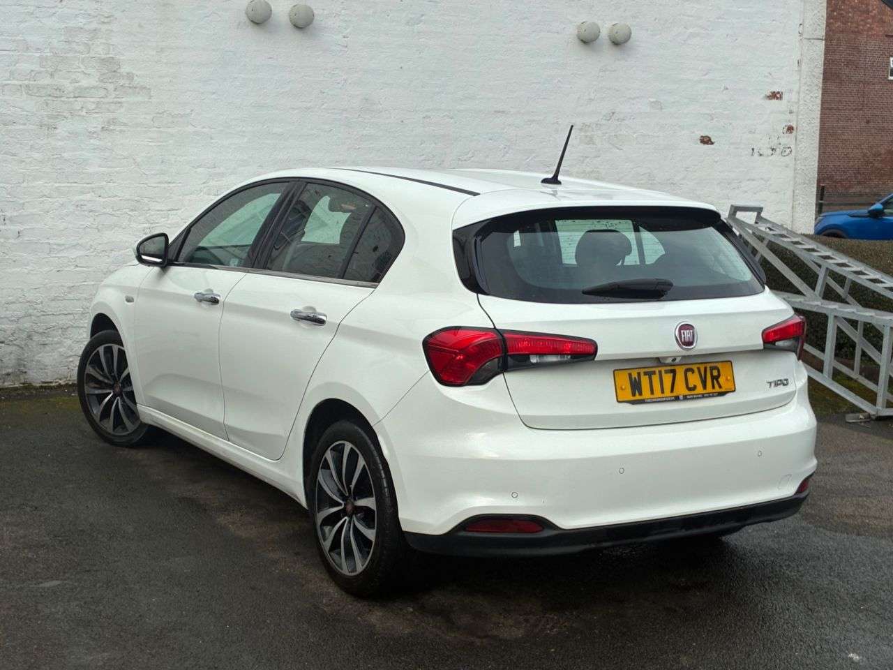 2017 FIAT TIPO 2017 FIAT TIPO