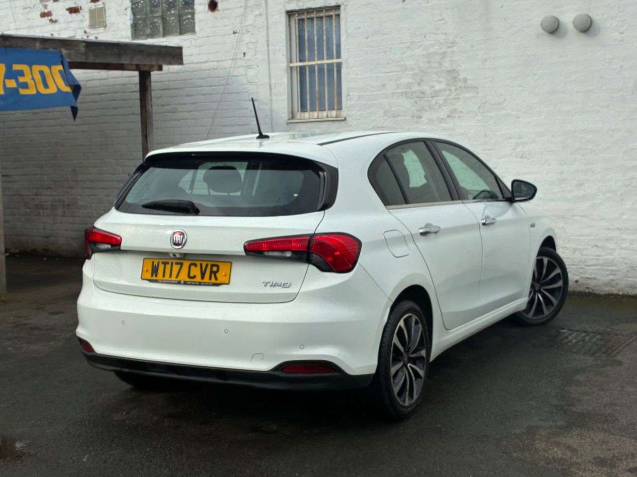 2017 FIAT TIPO 2017 FIAT TIPO