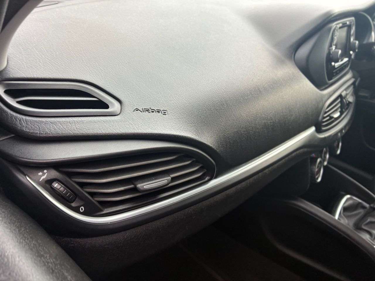 2017 FIAT TIPO 2017 FIAT TIPO