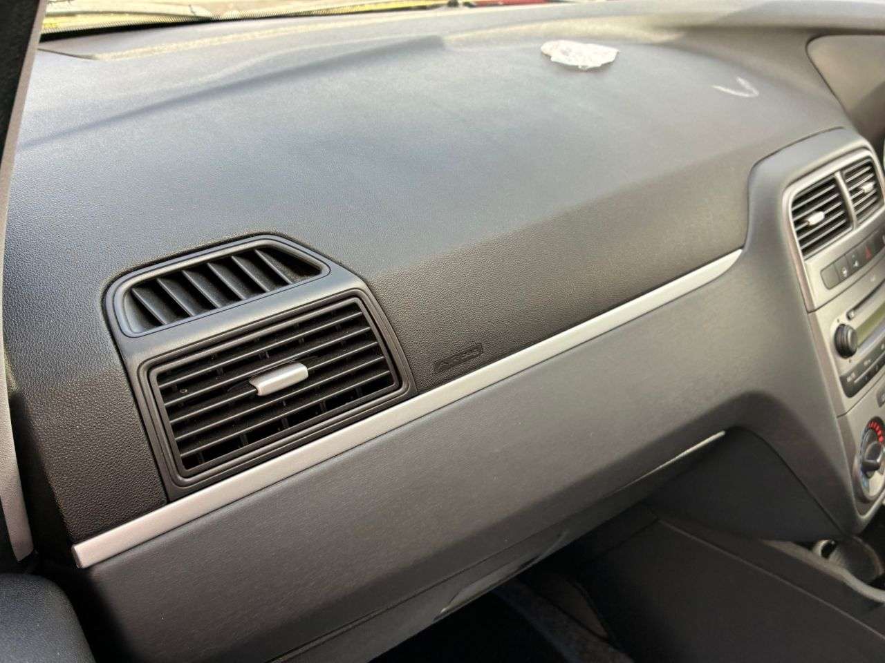 2012 FIAT PUNTO 2012 FIAT PUNTO