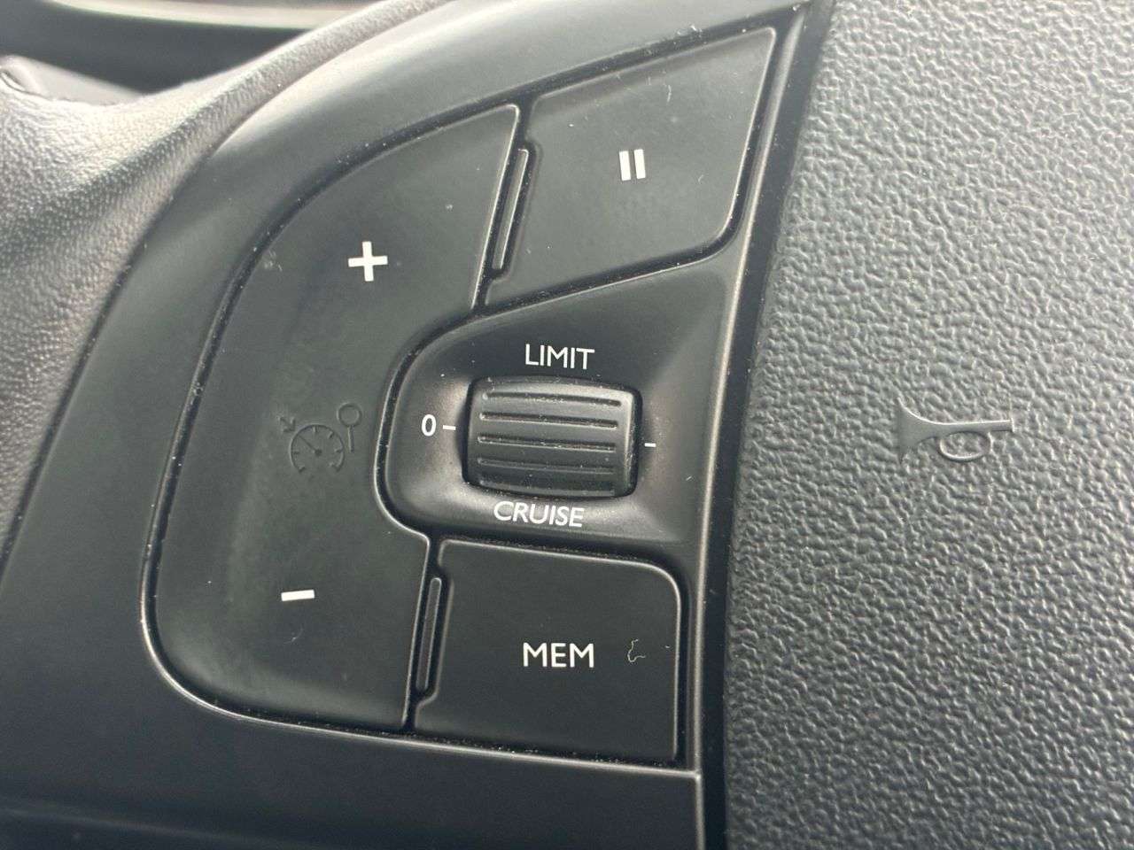 2014 CITROEN DS5 2014 CITROEN DS5