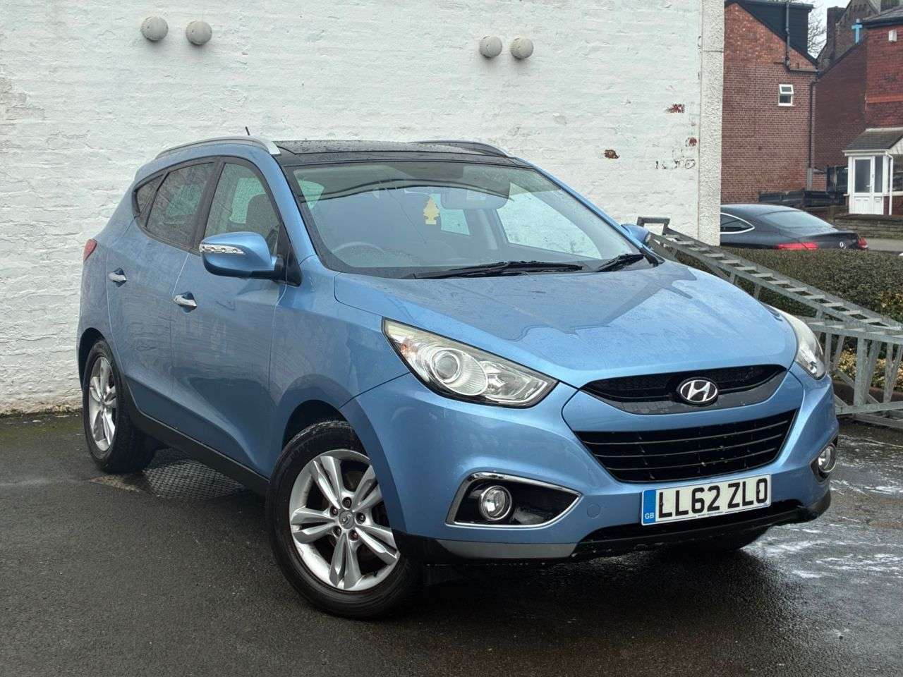 A 2012 HYUNDAI IX35 1.7 CRDi Premium SUV 5dr Diesel Manual Euro 5 (s/s) (115 ps) NEW CLUTCH AT A 2012 HYUNDAI IX35 1.7 CRDi Premium SUV 5dr Diesel Manual Euro 5 (s/s) (115 ps) NEW CLUTCH AT