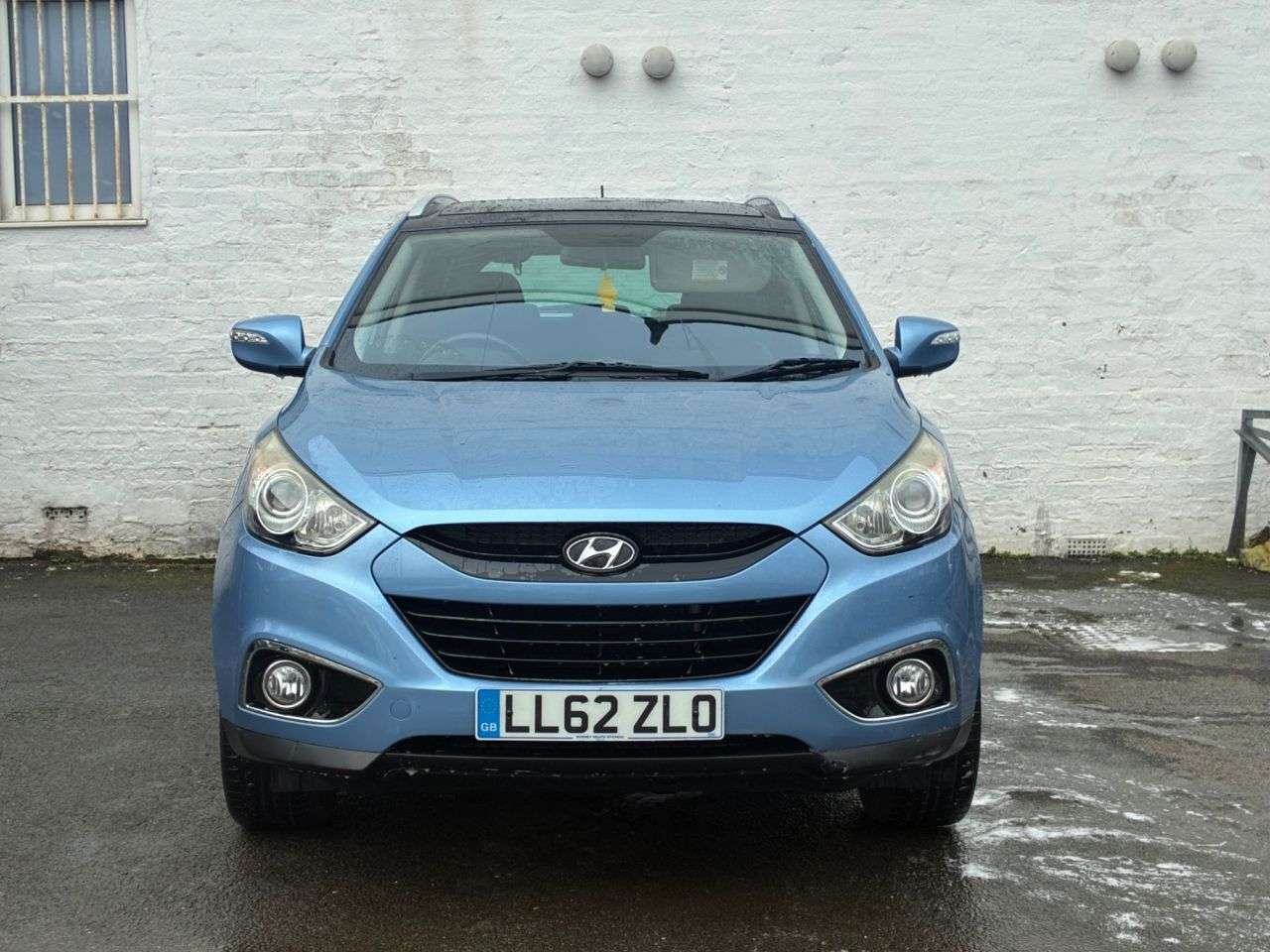 A 2012 HYUNDAI IX35 1.7 CRDi Premium SUV 5dr Diesel Manual Euro 5 (s/s) (115 ps) NEW CLUTCH AT A 2012 HYUNDAI IX35 1.7 CRDi Premium SUV 5dr Diesel Manual Euro 5 (s/s) (115 ps) NEW CLUTCH AT
