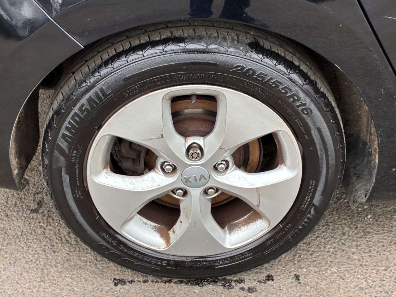 2014 KIA CARENS 2014 KIA CARENS