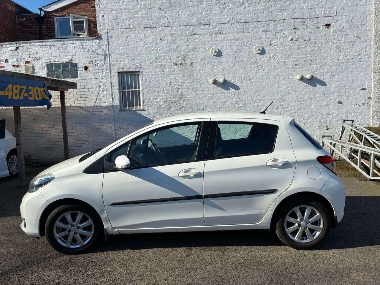 2012 TOYOTA YARIS 2012 TOYOTA YARIS