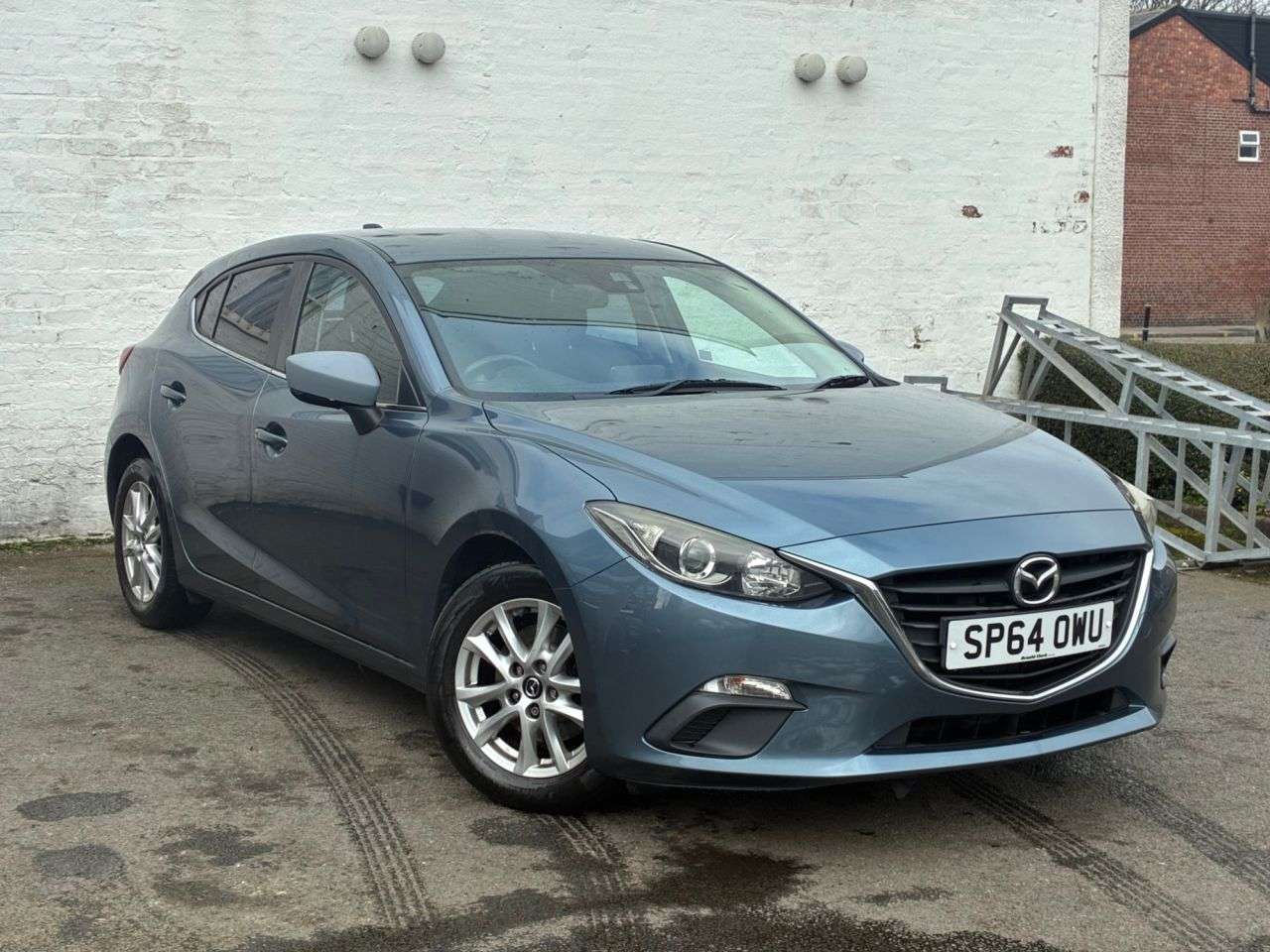 A 2014 MAZDA MAZDA3 2.0 SKYACTIV-G SE Hatchback 5dr Petrol Manual Euro 5 (s/s) (120 ps) COMPREH A 2014 MAZDA MAZDA3 2.0 SKYACTIV-G SE Hatchback 5dr Petrol Manual Euro 5 (s/s) (120 ps) COMPREH