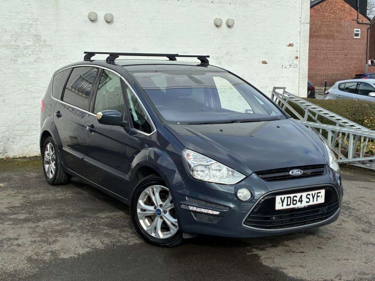 A 2014 FORD S-MAX 2.0 TDCi Titanium MPV 5dr Diesel Manual Euro 5 (163 ps) 2 KEYS , ALLOYS ,RE A 2014 FORD S-MAX 2.0 TDCi Titanium MPV 5dr Diesel Manual Euro 5 (163 ps) 2 KEYS , ALLOYS ,RE