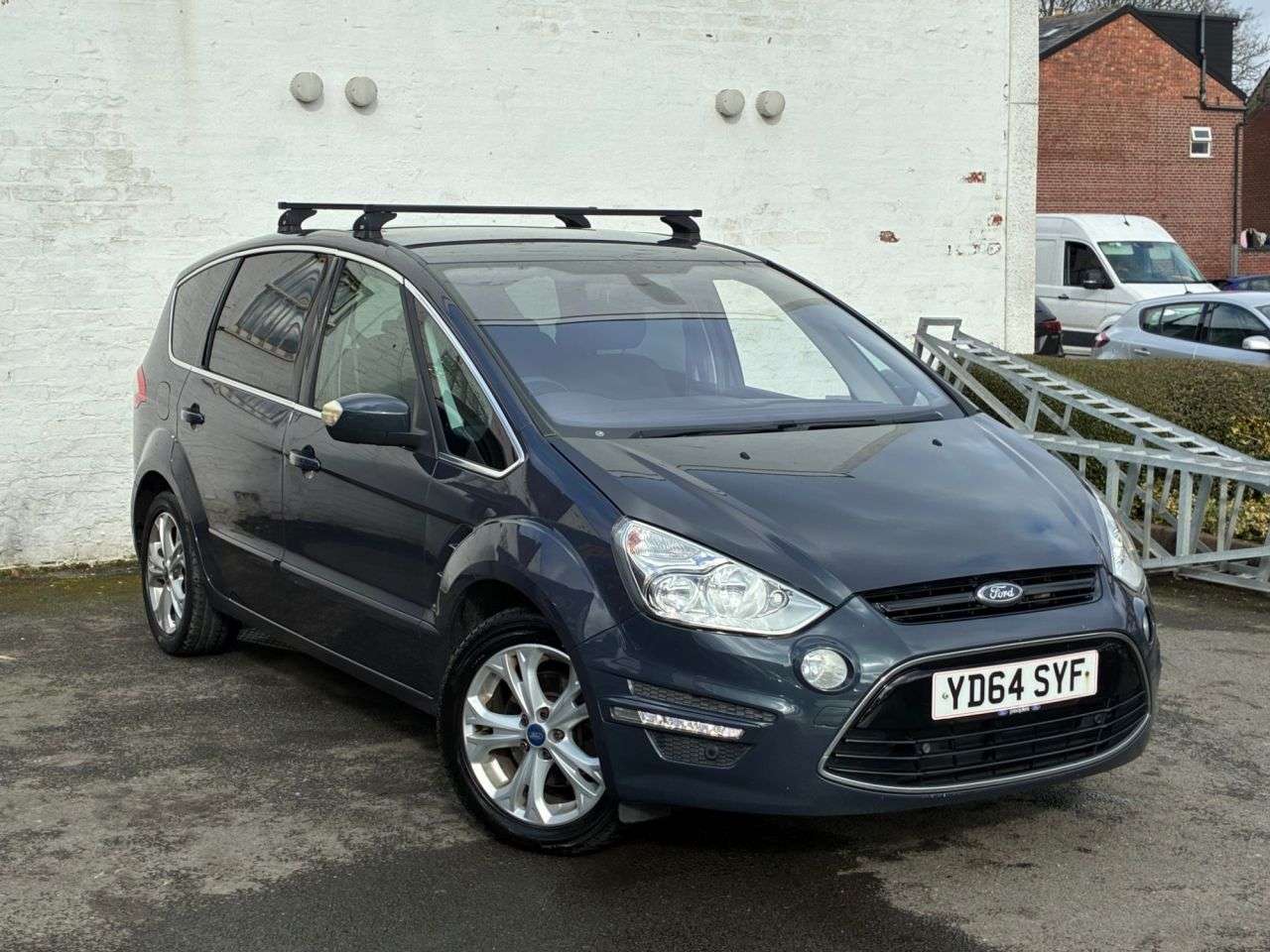 A 2014 FORD S-MAX 2.0 TDCi Titanium MPV 5dr Diesel Manual Euro 5 (163 ps) 2 KEYS , ALLOYS ,RE A 2014 FORD S-MAX 2.0 TDCi Titanium MPV 5dr Diesel Manual Euro 5 (163 ps) 2 KEYS , ALLOYS ,RE