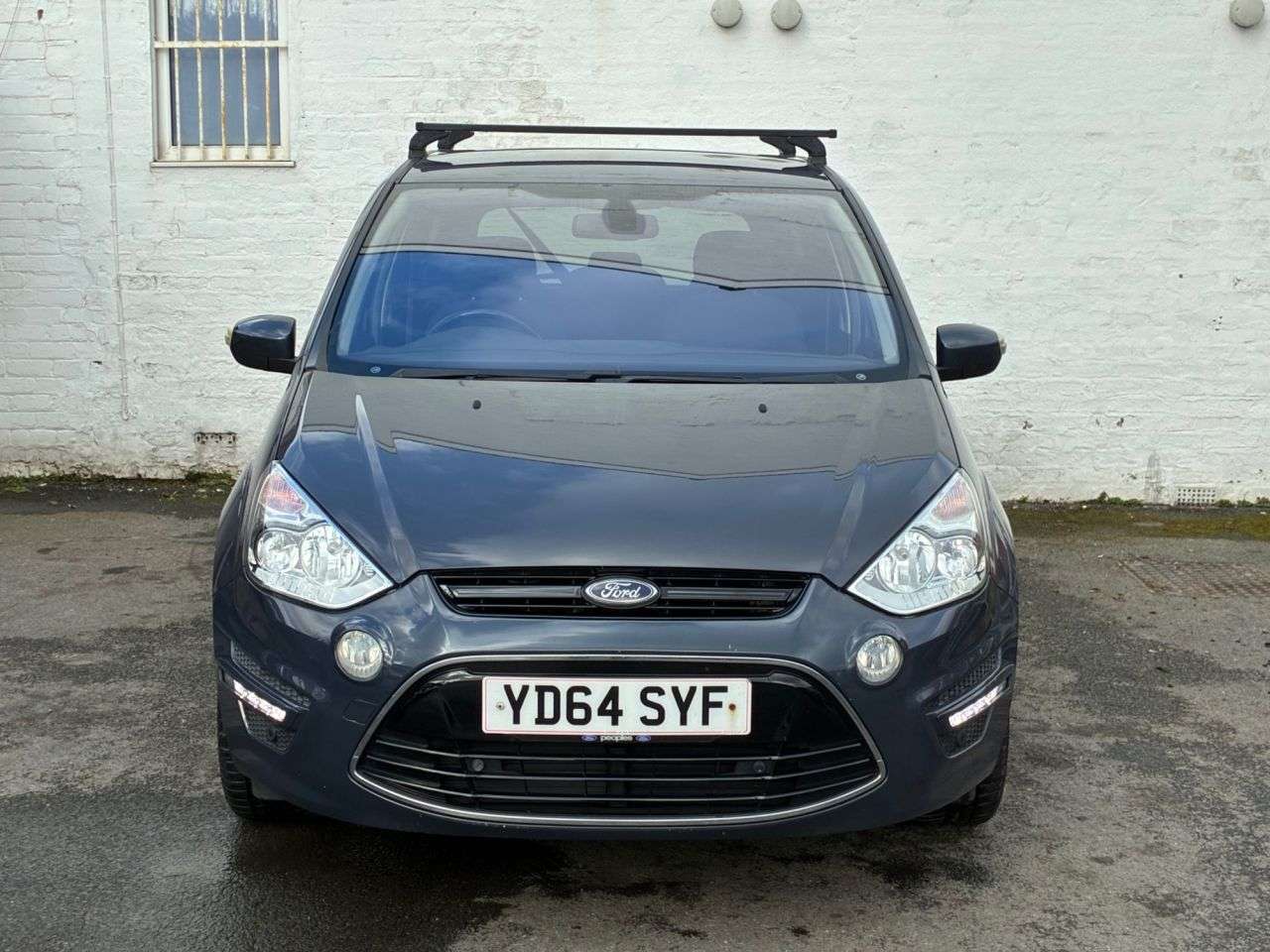 A 2014 FORD S-MAX 2.0 TDCi Titanium MPV 5dr Diesel Manual Euro 5 (163 ps) 2 KEYS , ALLOYS ,RE A 2014 FORD S-MAX 2.0 TDCi Titanium MPV 5dr Diesel Manual Euro 5 (163 ps) 2 KEYS , ALLOYS ,RE