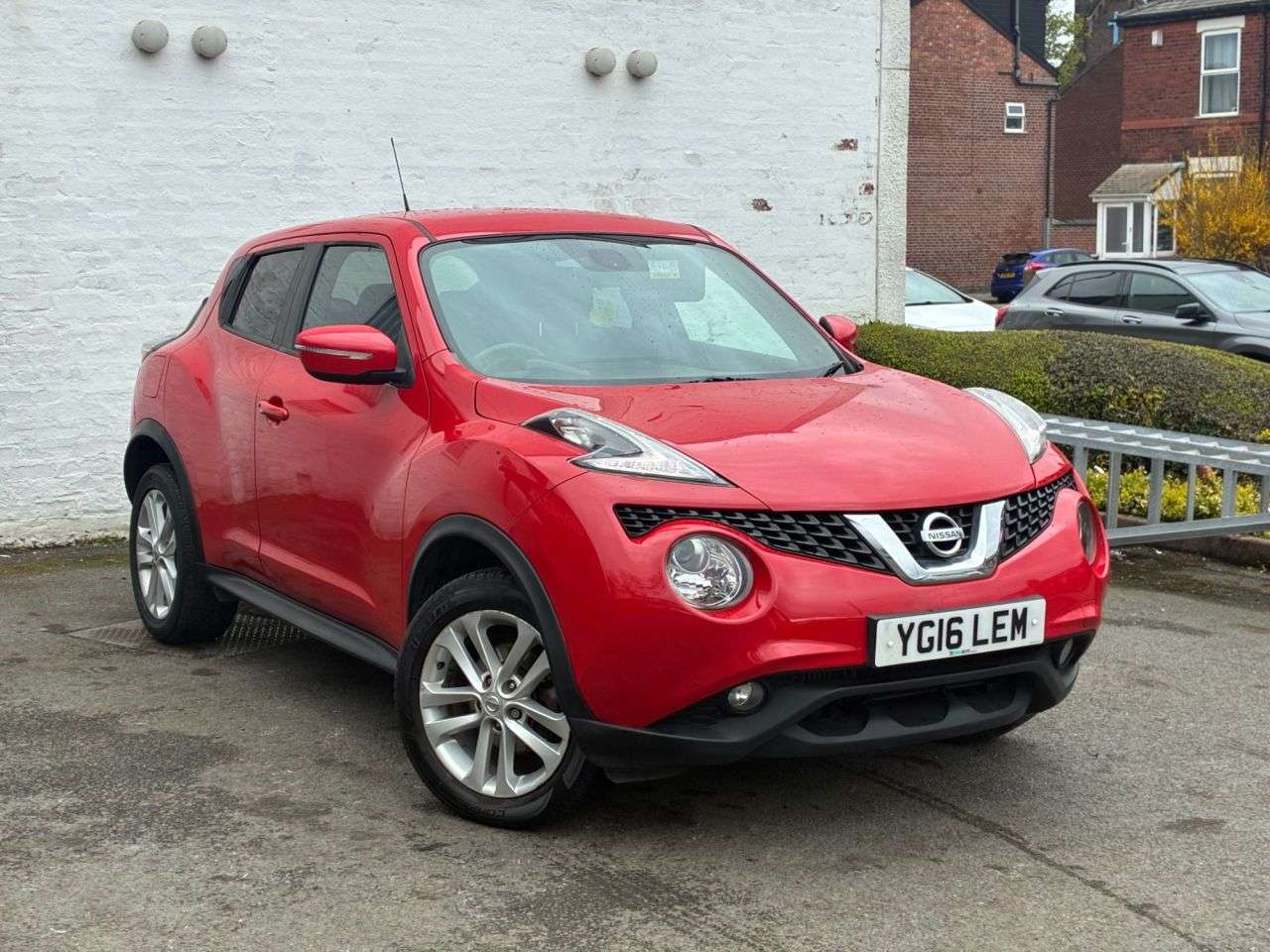 A 2016 NISSAN JUKE 1.5 dCi N-Connecta SUV 5dr Diesel Manual Euro 6 (s/s) (110 ps) A 2016 NISSAN JUKE 1.5 dCi N-Connecta SUV 5dr Diesel Manual Euro 6 (s/s) (110 ps)