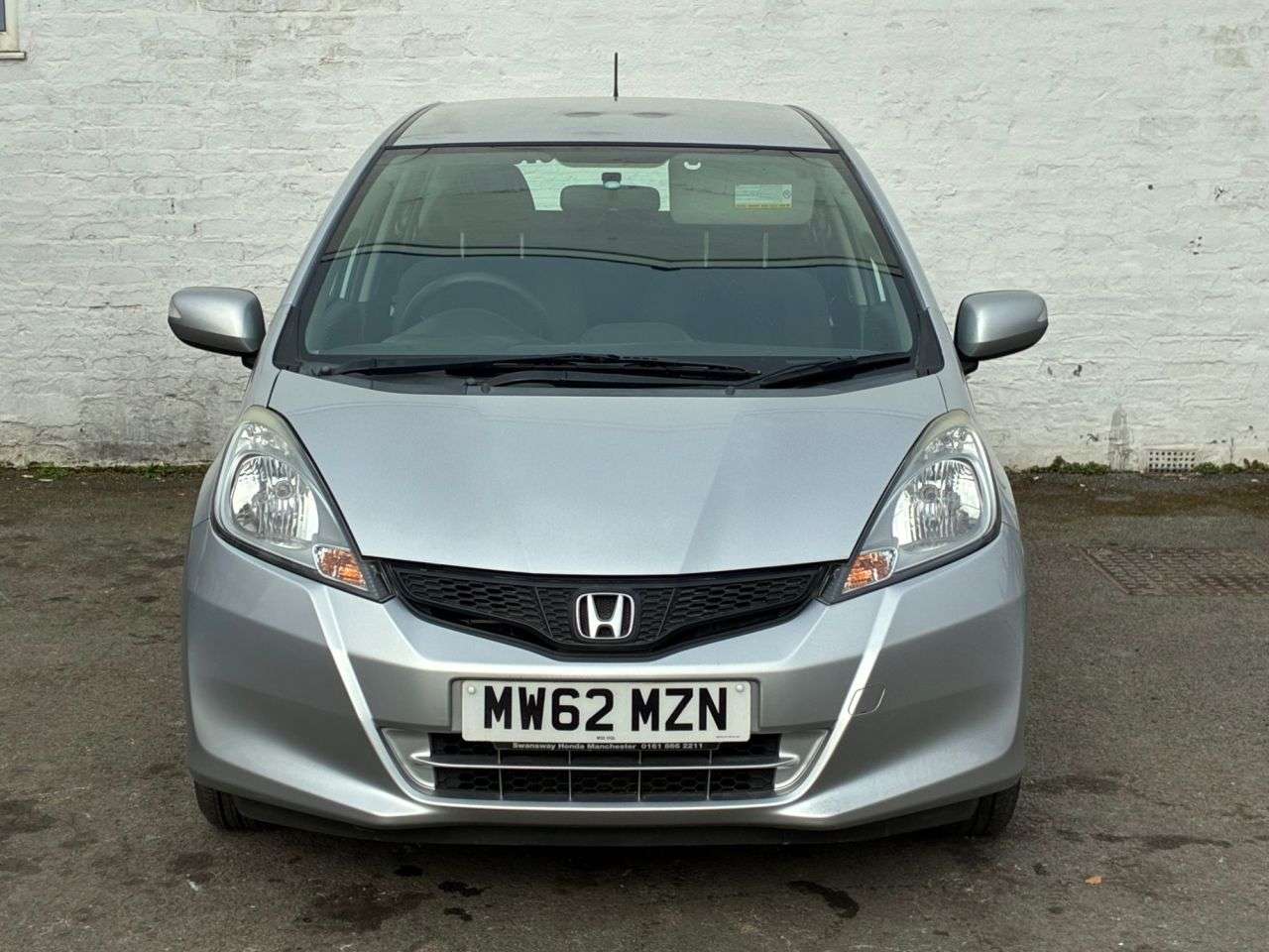 A 2013 HONDA JAZZ 1.4 i-VTEC ES Hatchback 5dr Petrol Manual Euro 5 (99 ps) DUAL CLIMATE CONTR A 2013 HONDA JAZZ 1.4 i-VTEC ES Hatchback 5dr Petrol Manual Euro 5 (99 ps) DUAL CLIMATE CONTR