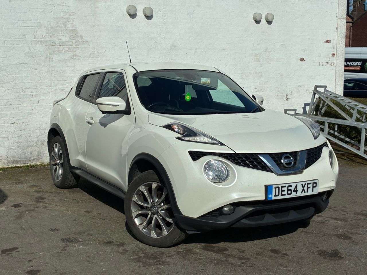 A 2014 NISSAN JUKE 1.5 dCi 8v Tekna SUV 5dr Diesel Manual Euro 5 (s/s) (110 ps) MEDIA,BLUETOOT A 2014 NISSAN JUKE 1.5 dCi 8v Tekna SUV 5dr Diesel Manual Euro 5 (s/s) (110 ps) MEDIA,BLUETOOT