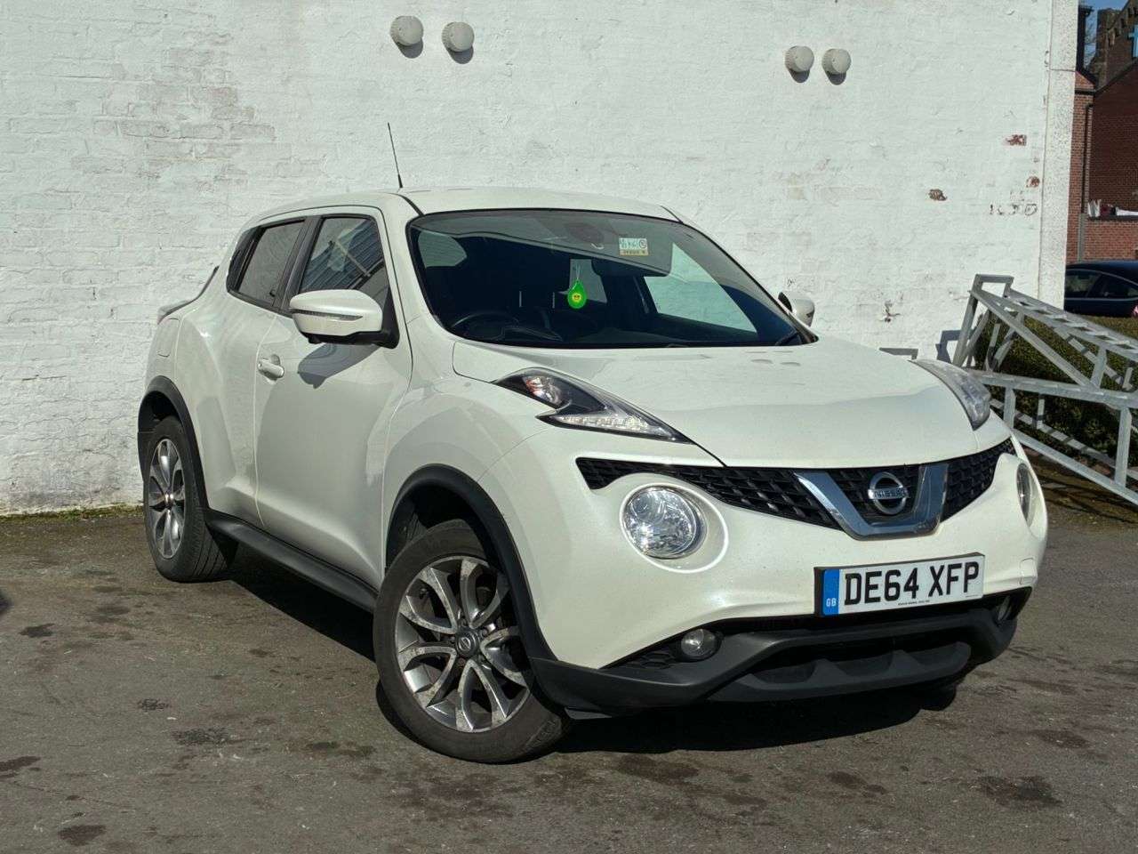 A 2014 NISSAN JUKE 1.5 dCi 8v Tekna SUV 5dr Diesel Manual Euro 5 (s/s) (110 ps) MEDIA,BLUETOOT A 2014 NISSAN JUKE 1.5 dCi 8v Tekna SUV 5dr Diesel Manual Euro 5 (s/s) (110 ps) MEDIA,BLUETOOT
