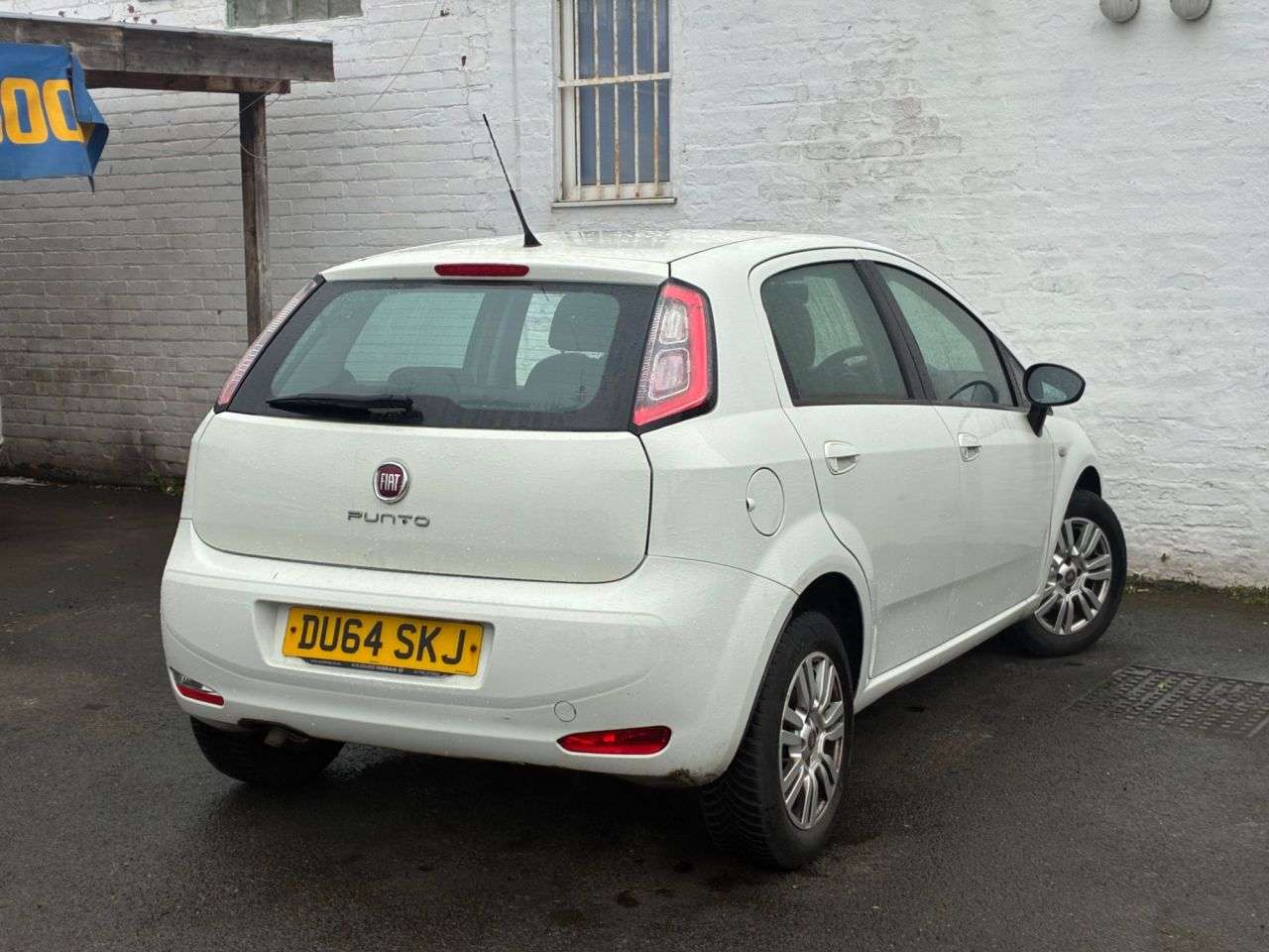 2014 FIAT PUNTO 2014 FIAT PUNTO