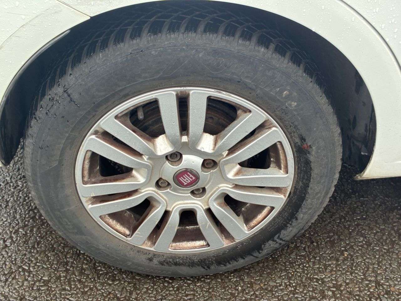 2014 FIAT PUNTO 2014 FIAT PUNTO