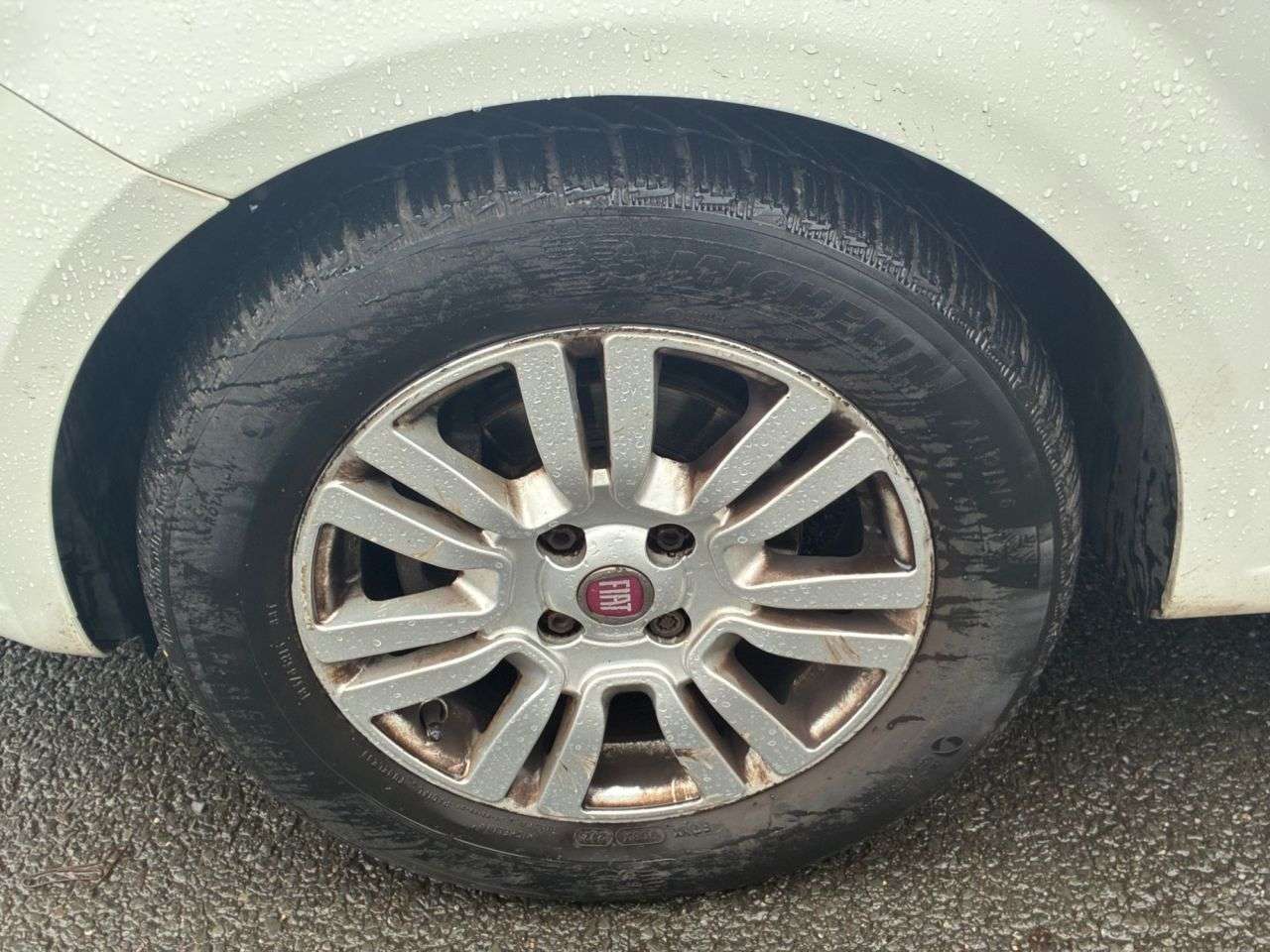 2014 FIAT PUNTO 2014 FIAT PUNTO