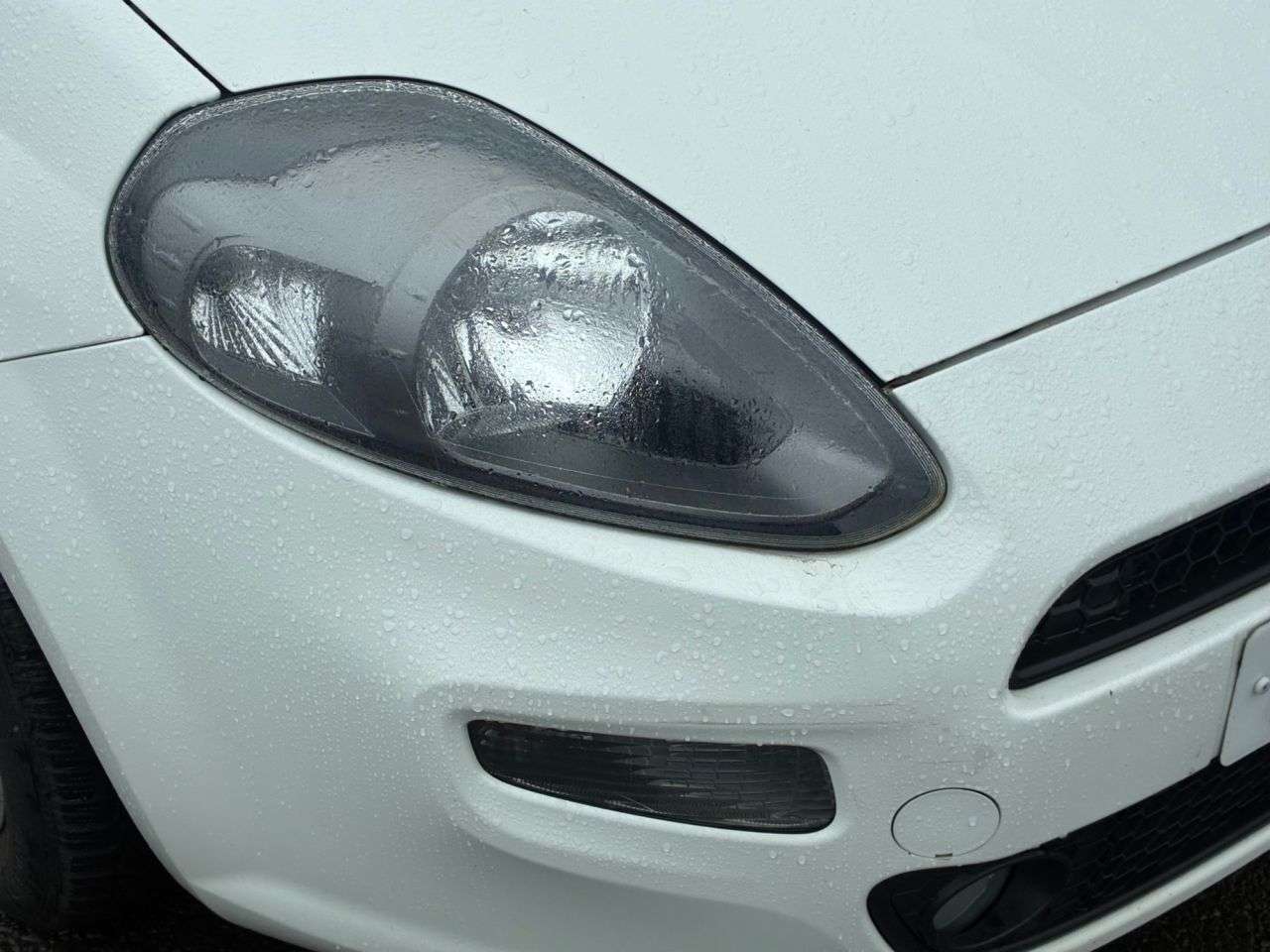 2014 FIAT PUNTO 2014 FIAT PUNTO