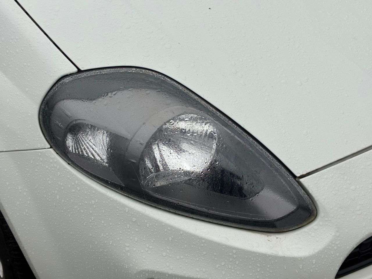 2014 FIAT PUNTO 2014 FIAT PUNTO