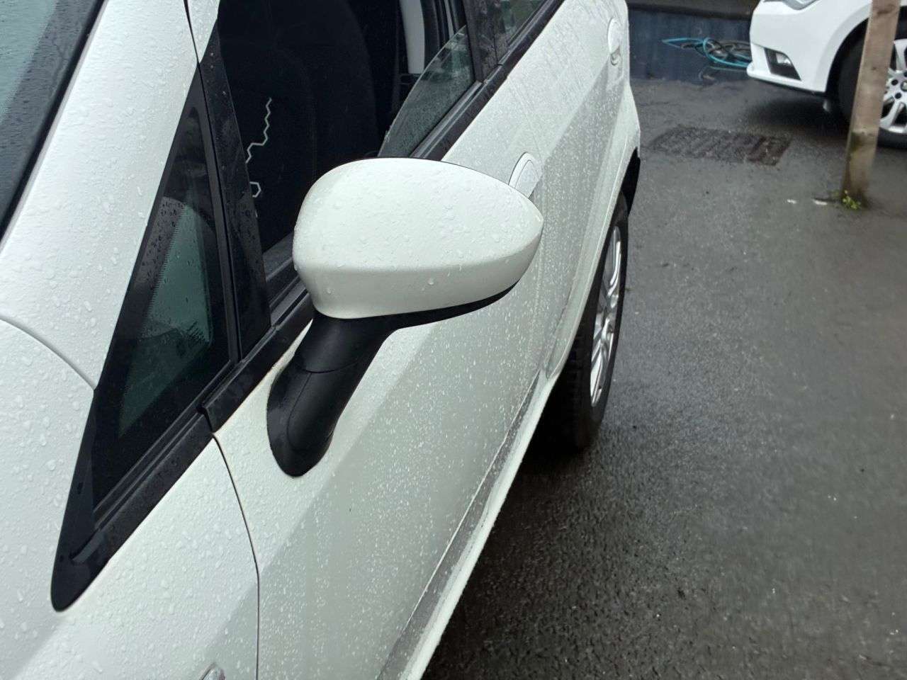 2014 FIAT PUNTO 2014 FIAT PUNTO