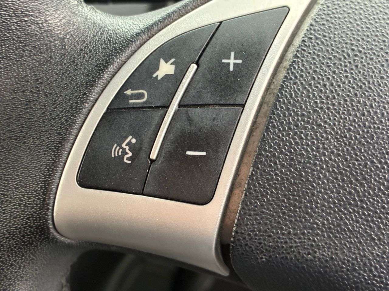 2014 FIAT PUNTO 2014 FIAT PUNTO