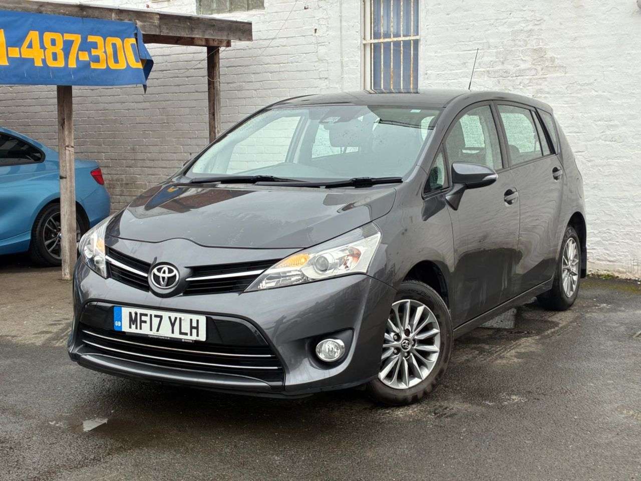 A 2017 TOYOTA VERSO 1.6 V-Matic Icon MPV 5dr Petrol Manual Euro 6 (7 Seat) (132 ps) FULL MAIN D A 2017 TOYOTA VERSO 1.6 V-Matic Icon MPV 5dr Petrol Manual Euro 6 (7 Seat) (132 ps) FULL MAIN D