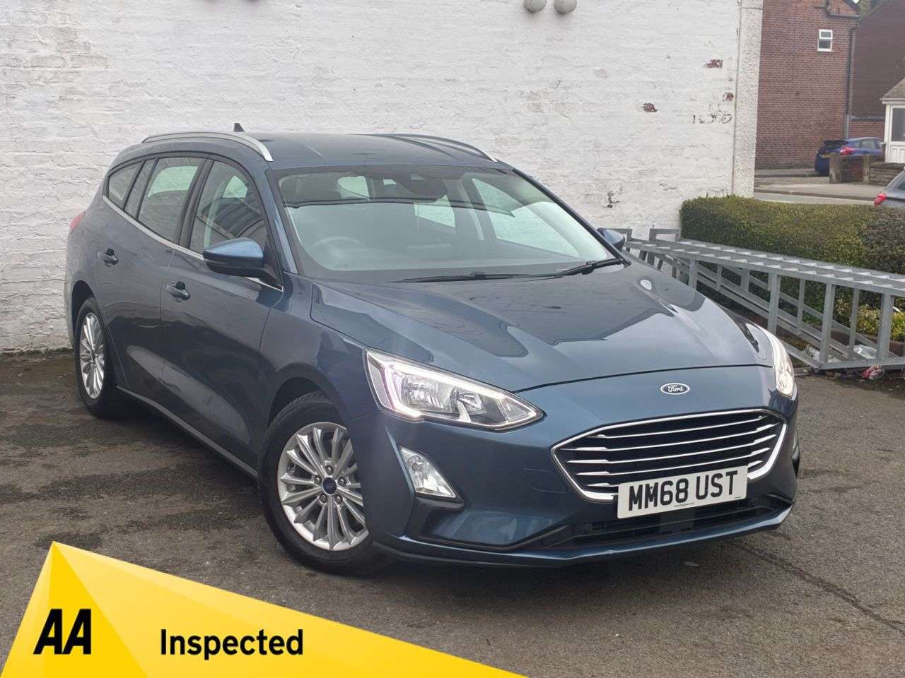 A 2018 FORD FOCUS 1.0T EcoBoost Titanium Estate 5dr Petrol Auto Euro 6 (s/s) (125 ps) COMPREH A 2018 FORD FOCUS 1.0T EcoBoost Titanium Estate 5dr Petrol Auto Euro 6 (s/s) (125 ps) COMPREH