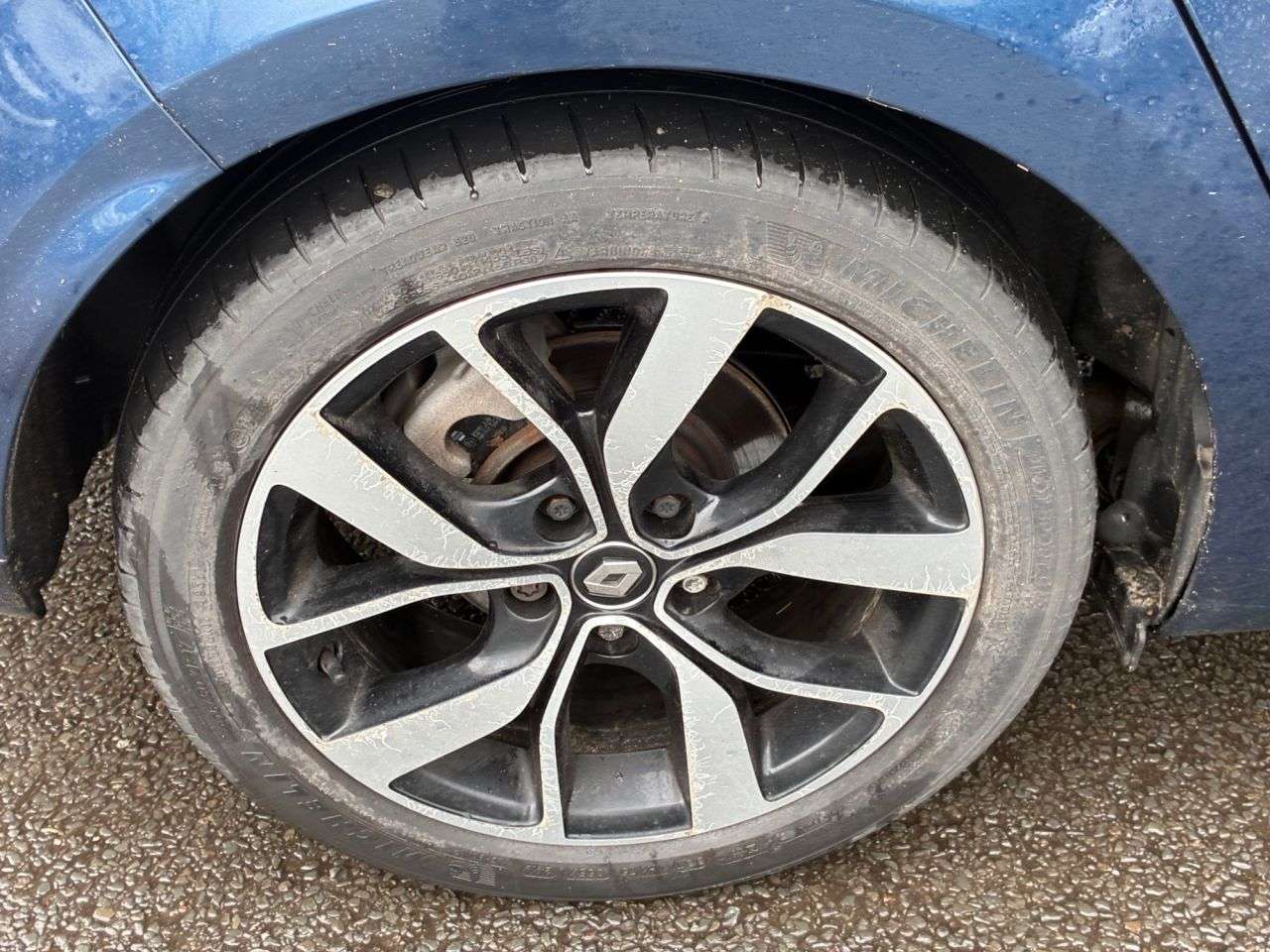 2019 RENAULT MEGANE 2019 RENAULT MEGANE