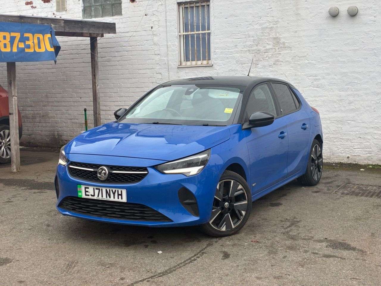 A 2021 VAUXHALL CORSA ELECTRIC 50kWh Griffin Hatchback 5dr Electric Auto (7.4Kw Charger) (136 ps) COMPREHE A 2021 VAUXHALL CORSA ELECTRIC 50kWh Griffin Hatchback 5dr Electric Auto (7.4Kw Charger) (136 ps) COMPREHE