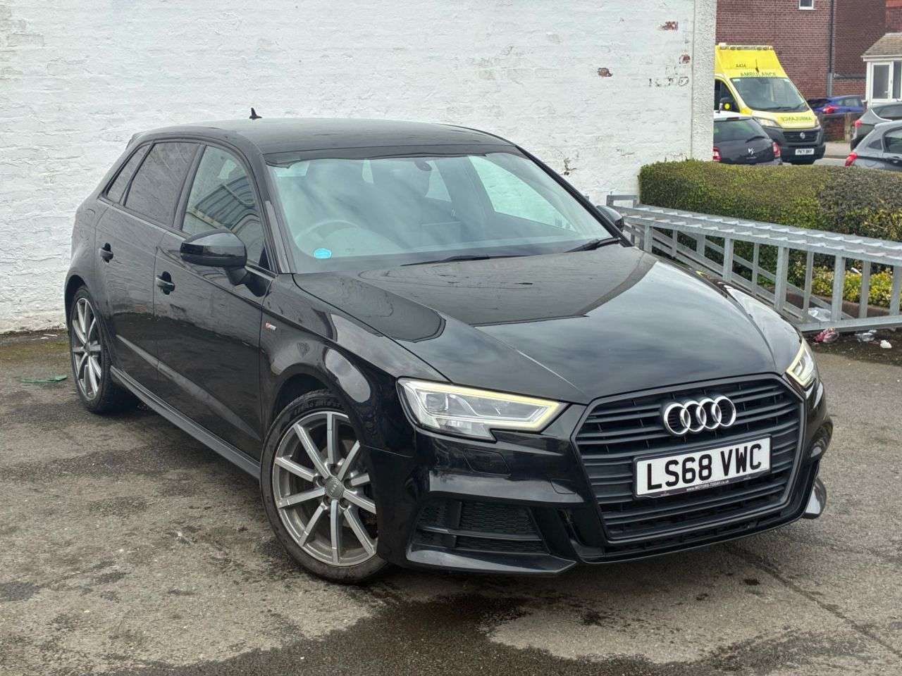 A 2018 AUDI A3 1.0 TFSI 30 Black Edition Sportback 5dr Petrol Manual Euro 6 (s/s) (116 ps) A 2018 AUDI A3 1.0 TFSI 30 Black Edition Sportback 5dr Petrol Manual Euro 6 (s/s) (116 ps)