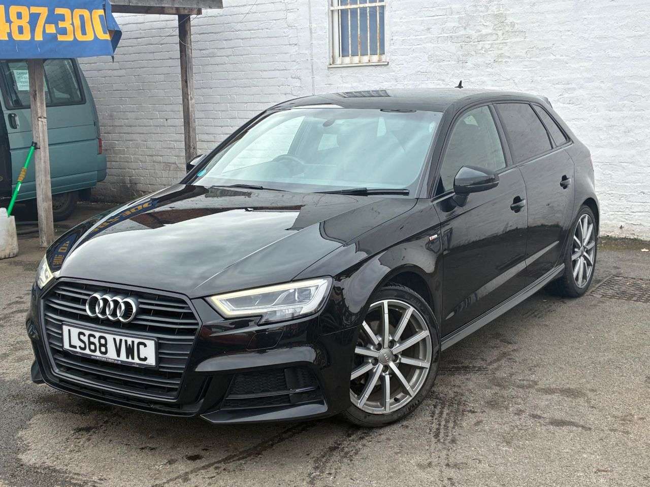 A 2018 AUDI A3 1.0 TFSI 30 Black Edition Sportback 5dr Petrol Manual Euro 6 (s/s) (116 ps) A 2018 AUDI A3 1.0 TFSI 30 Black Edition Sportback 5dr Petrol Manual Euro 6 (s/s) (116 ps)