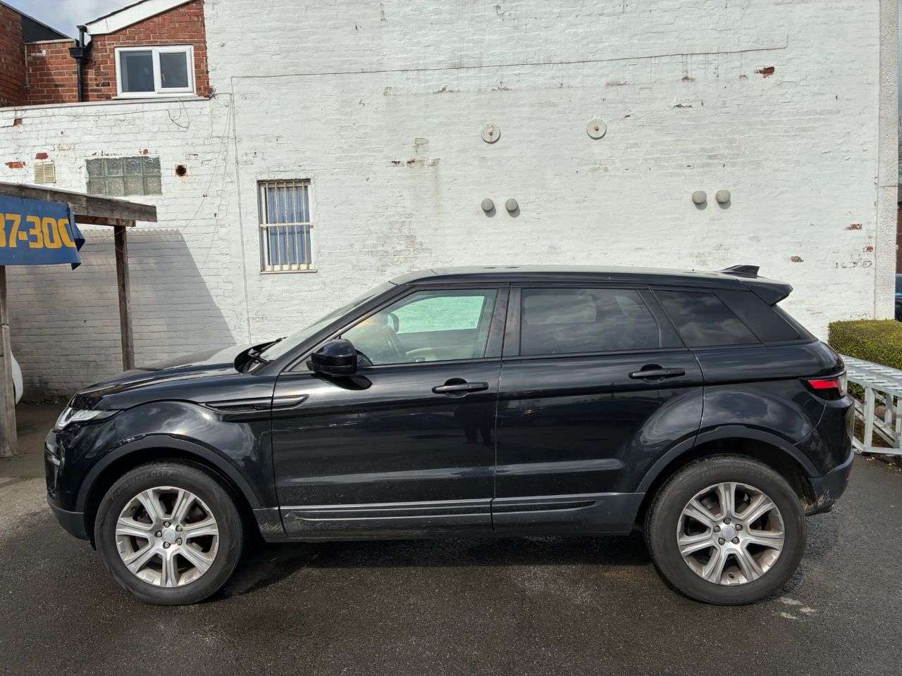 2017 LAND ROVER RANGE ROVER EVOQUE 2017 LAND ROVER RANGE ROVER EVOQUE