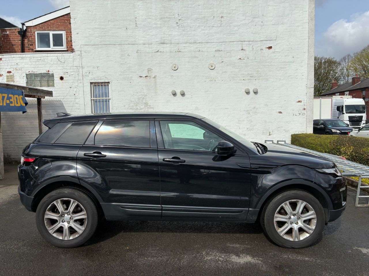 2017 LAND ROVER RANGE ROVER EVOQUE 2017 LAND ROVER RANGE ROVER EVOQUE