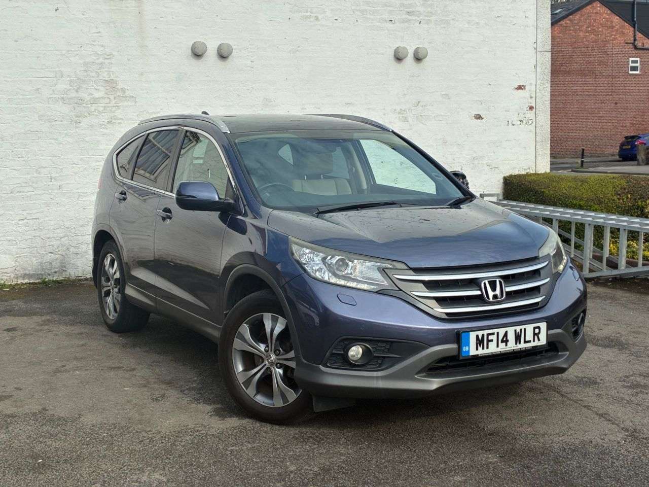 A 2014 HONDA CR-V 2.2 i-DTEC EX SUV 5dr Diesel Auto 4WD Euro 5 (150 ps) FULL SERVICE HISTORY, A 2014 HONDA CR-V 2.2 i-DTEC EX SUV 5dr Diesel Auto 4WD Euro 5 (150 ps) FULL SERVICE HISTORY,