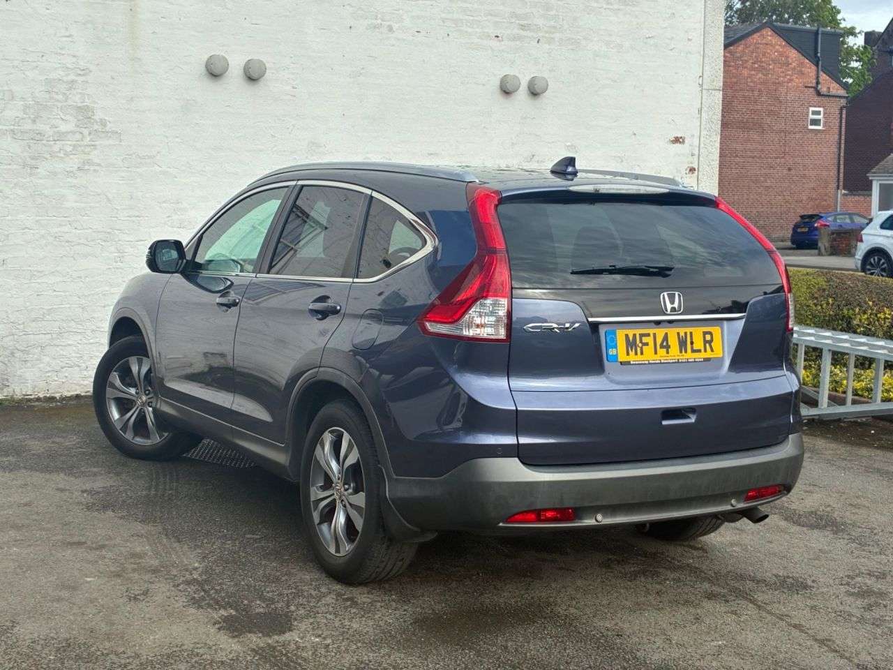A 2014 HONDA CR-V 2.2 i-DTEC EX SUV 5dr Diesel Auto 4WD Euro 5 (150 ps) FULL SERVICE HISTORY, A 2014 HONDA CR-V 2.2 i-DTEC EX SUV 5dr Diesel Auto 4WD Euro 5 (150 ps) FULL SERVICE HISTORY,