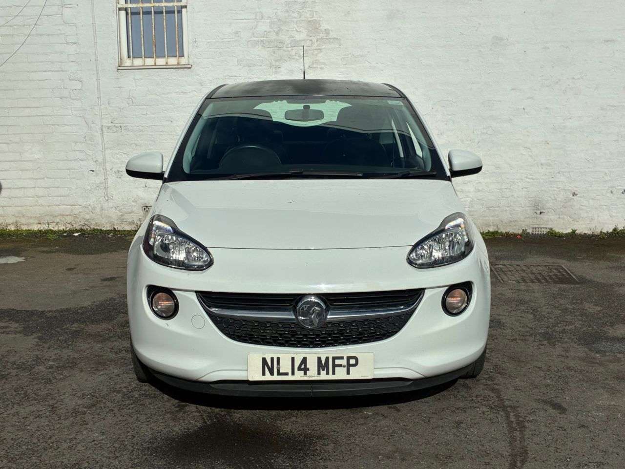 A 2014 VAUXHALL ADAM 1.4 16v JAM Hatchback 3dr Petrol Manual Euro 5 (87 ps) * FULL SERVICE HISTO A 2014 VAUXHALL ADAM 1.4 16v JAM Hatchback 3dr Petrol Manual Euro 5 (87 ps) * FULL SERVICE HISTO