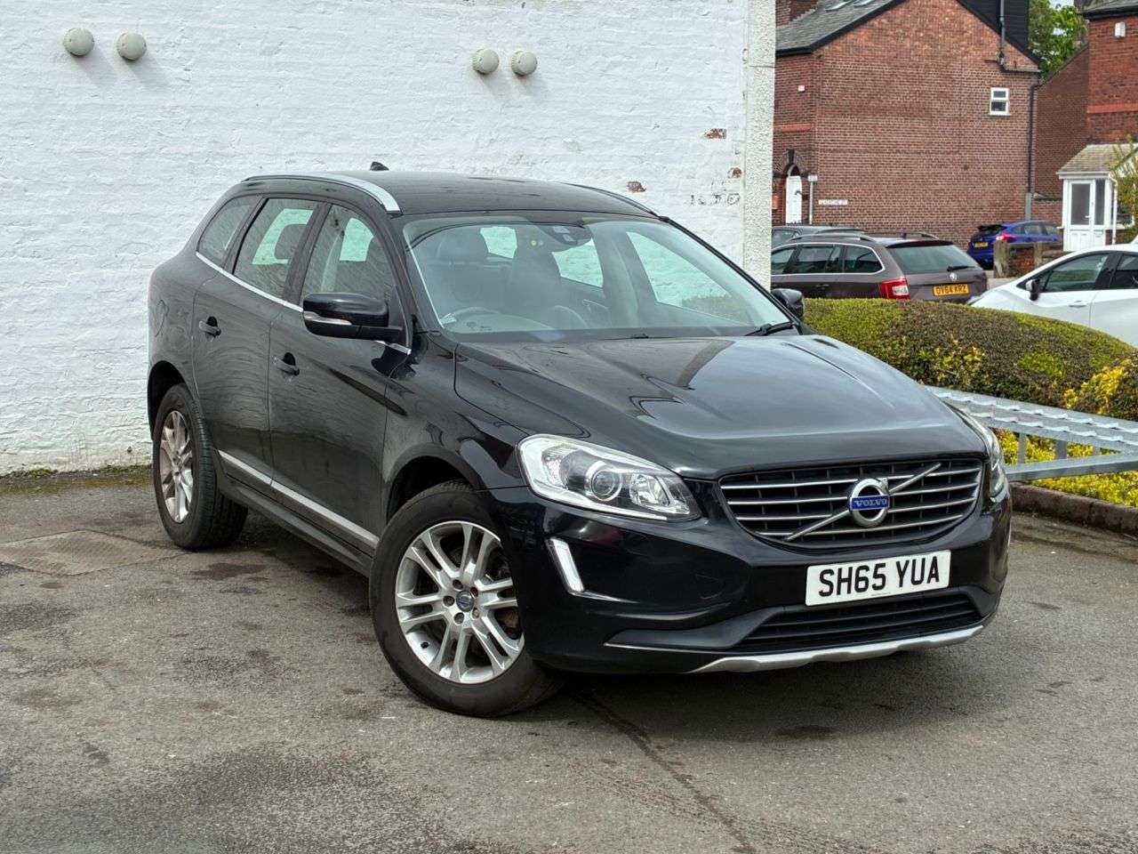 A 2015 VOLVO XC60 2.4 D5 SE Lux Nav SUV 5dr Diesel Manual AWD Euro 6 (s/s) (220 ps) COMPREHEN A 2015 VOLVO XC60 2.4 D5 SE Lux Nav SUV 5dr Diesel Manual AWD Euro 6 (s/s) (220 ps) COMPREHEN