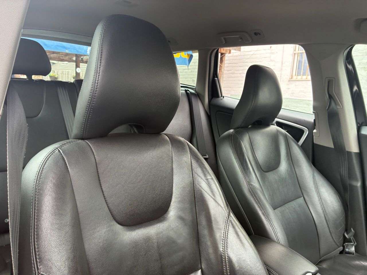 2015 VOLVO XC60 2015 VOLVO XC60