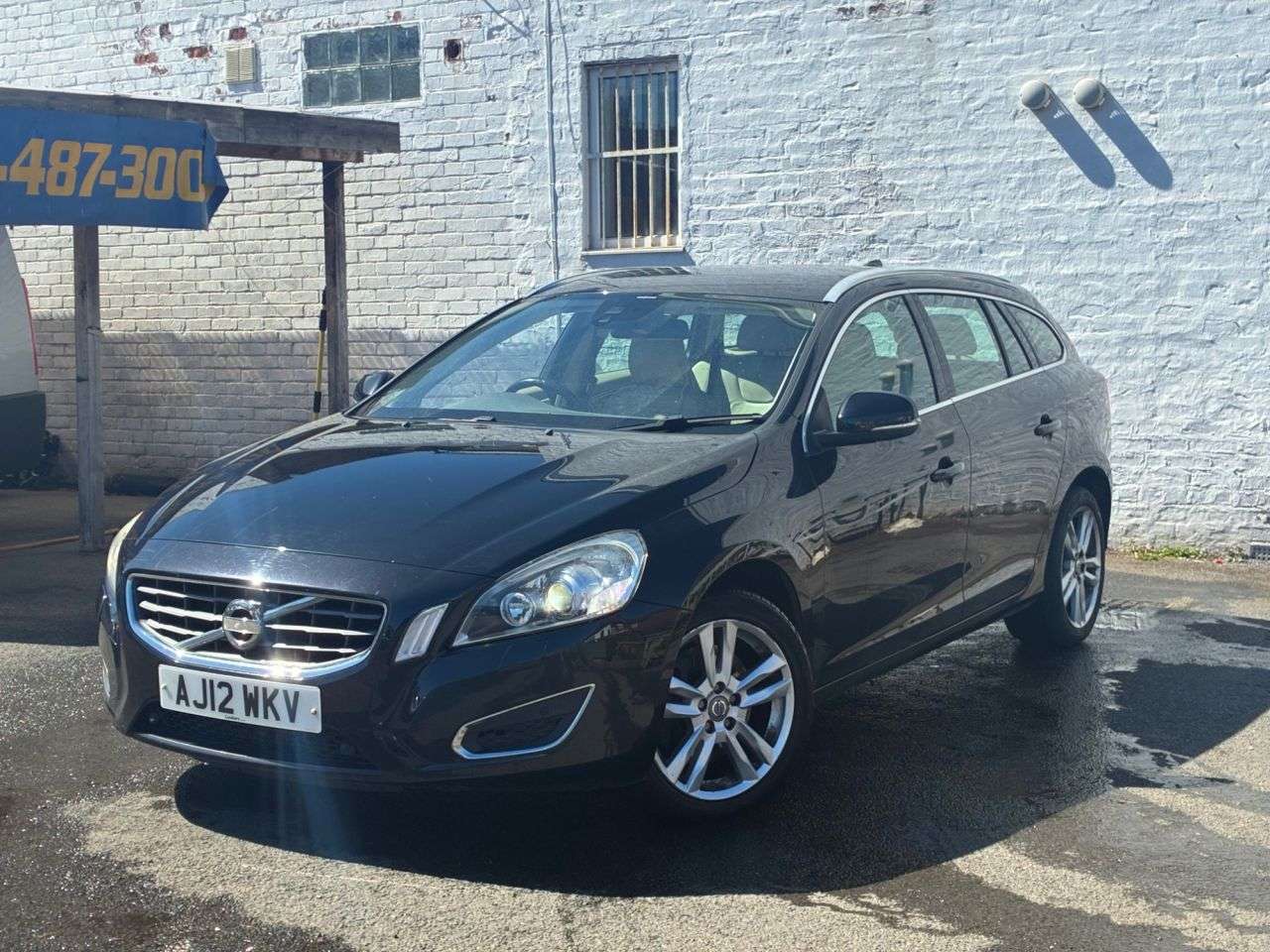 2012 VOLVO V60 2012 VOLVO V60