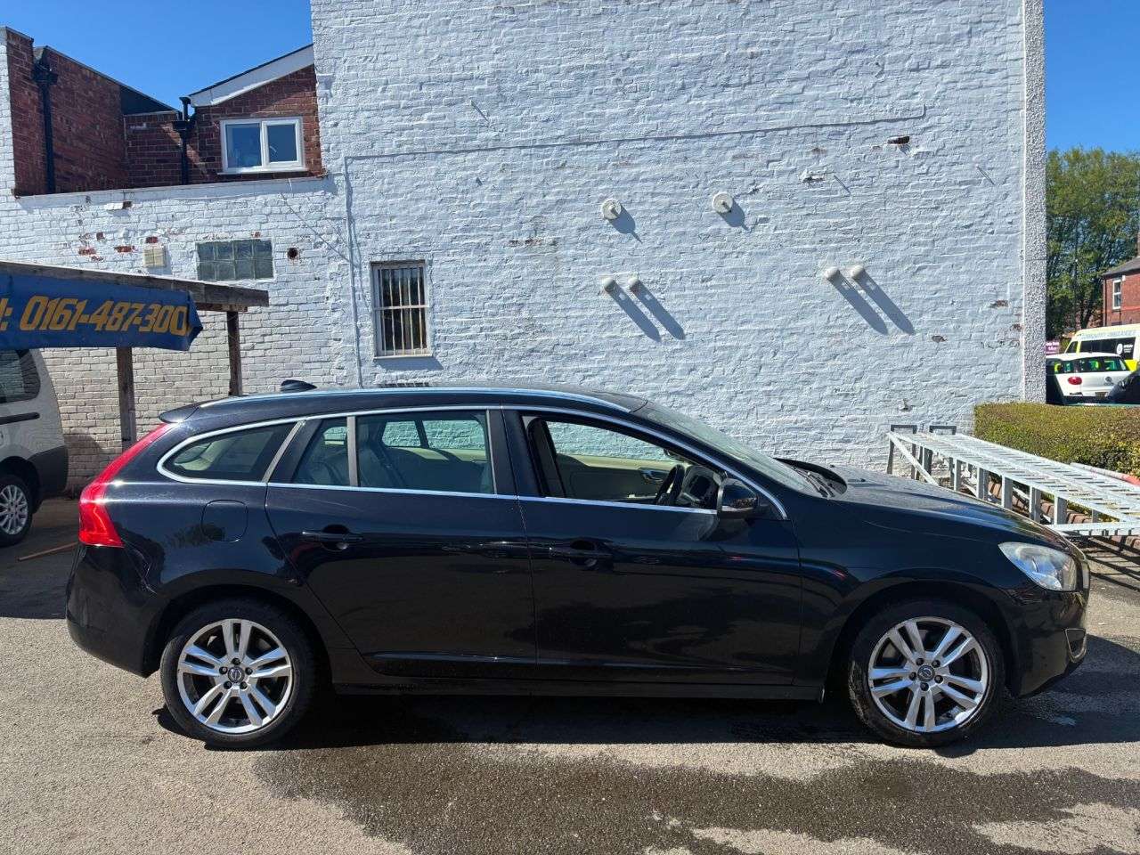 2012 VOLVO V60 2012 VOLVO V60