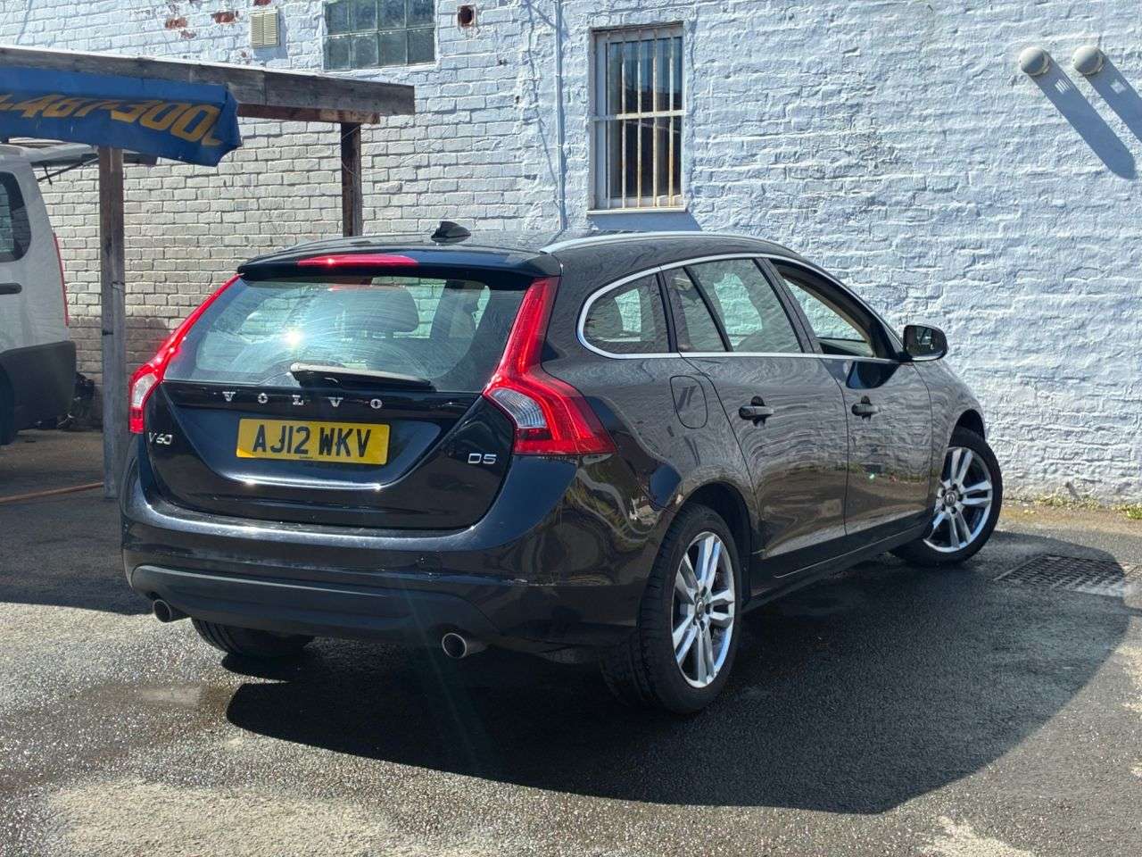 2012 VOLVO V60 2012 VOLVO V60