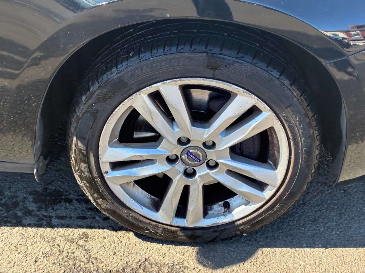2012 VOLVO V60 2012 VOLVO V60