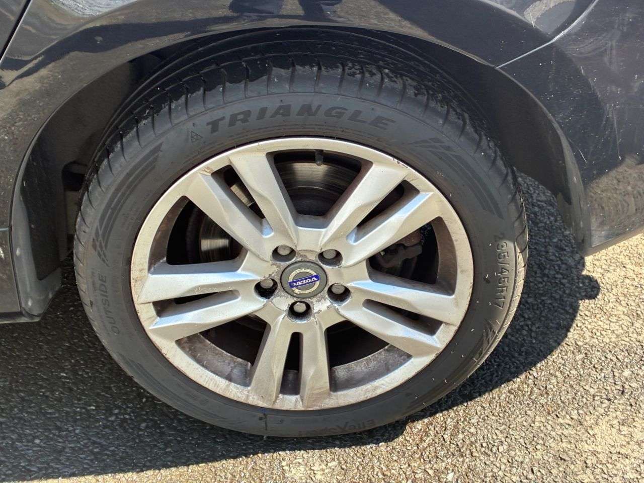 2012 VOLVO V60 2012 VOLVO V60