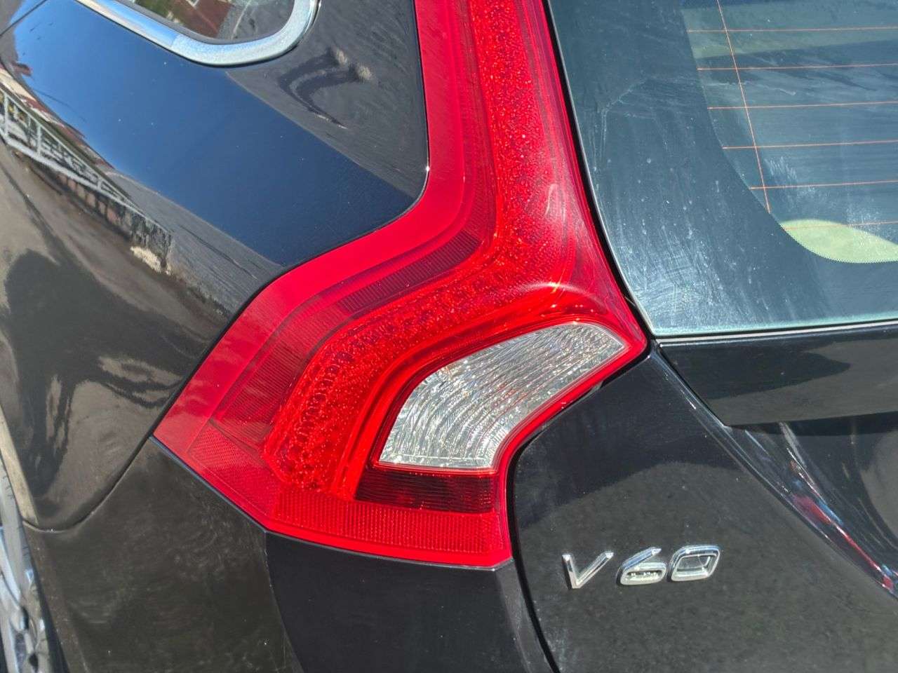 2012 VOLVO V60 2012 VOLVO V60