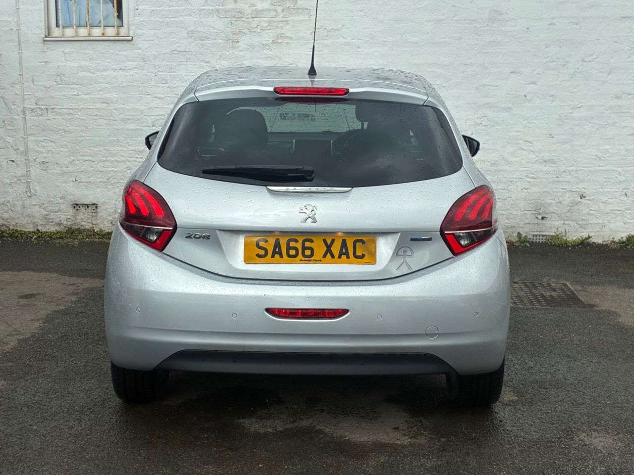 2016 PEUGEOT 208 2016 PEUGEOT 208