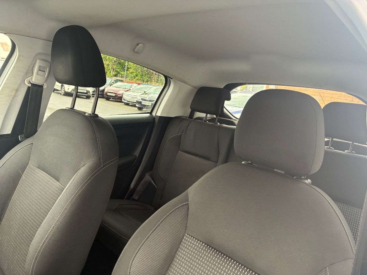 2016 PEUGEOT 208 2016 PEUGEOT 208
