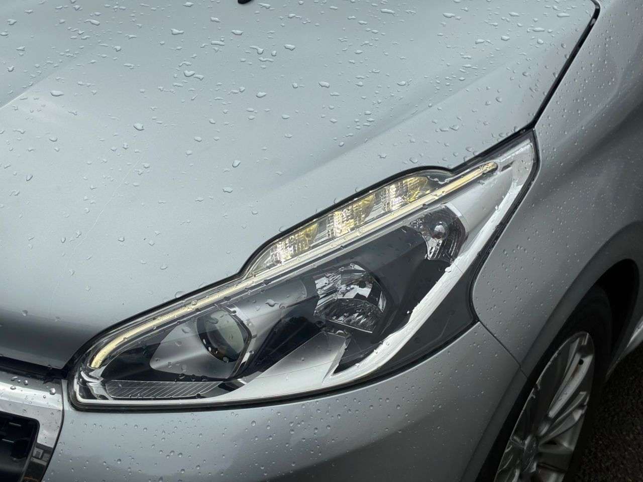 2016 PEUGEOT 208 2016 PEUGEOT 208