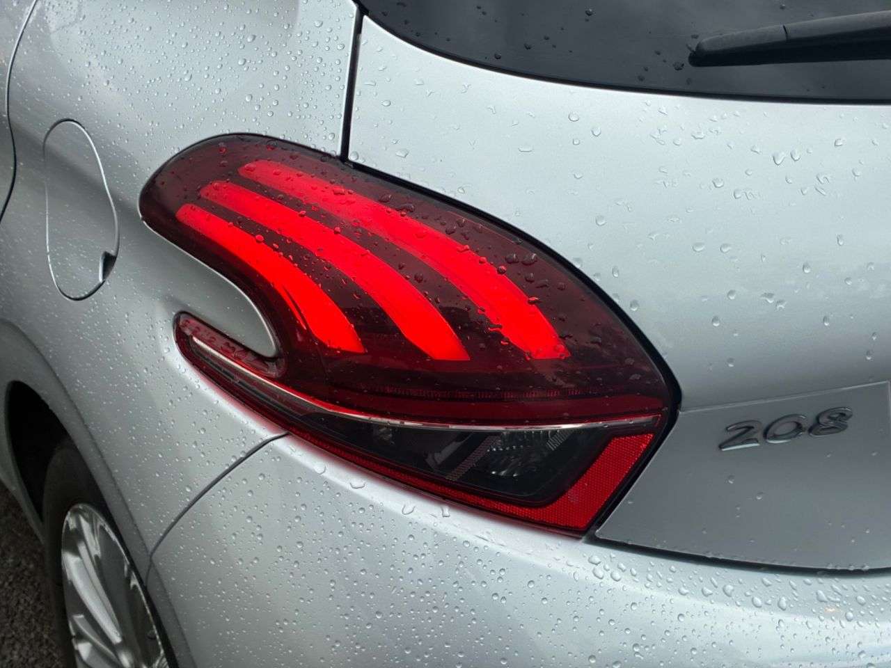 2016 PEUGEOT 208 2016 PEUGEOT 208