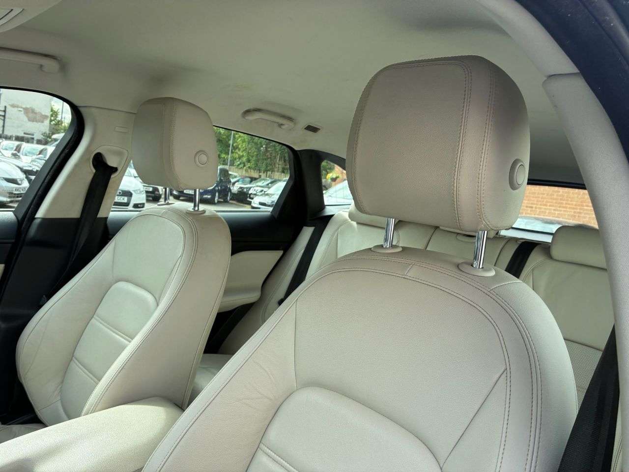 2016 JAGUAR F-PACE 2016 JAGUAR F-PACE
