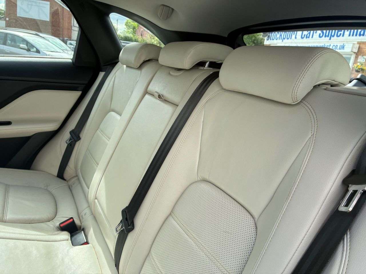 2016 JAGUAR F-PACE 2016 JAGUAR F-PACE